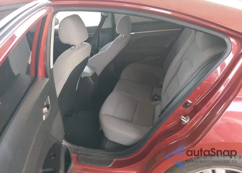 2019 Hyundai Elantra Sel z USA, uszkodzony, nr VIN 5NPD84LF0KH407534